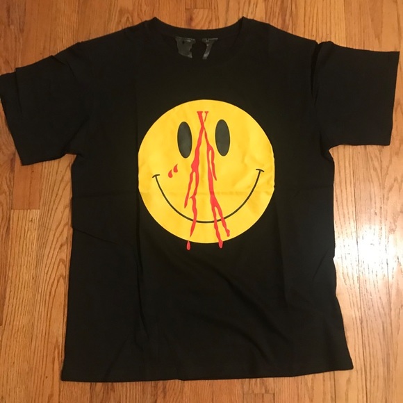 vlone smiley face t shirt